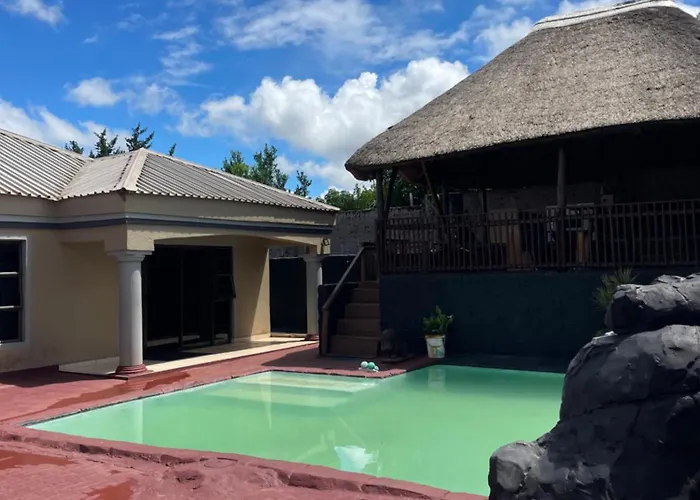 Esther Palace Guest House Thohoyandou