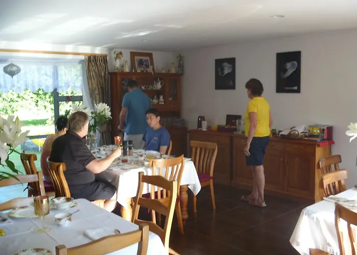 At Parkland Place B&B Whitianga