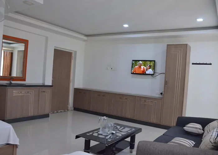 Golden Grand By Xury Hotels Tiruchchendur