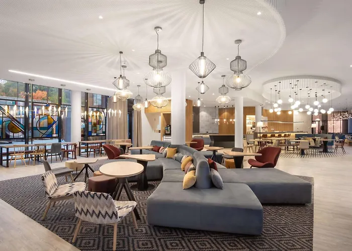 Hampton By Hilton Reval