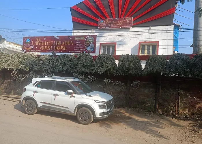 Hotel The Singh Celebration Guest House Patna 