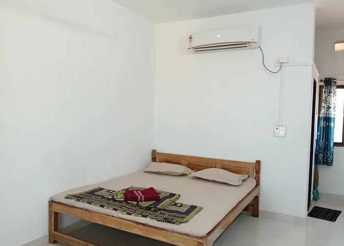 Annapurna Beach Resort Malvan