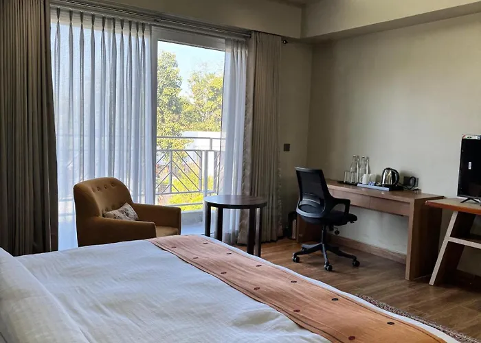 Foxtail Orchid Resort Kaziranga
