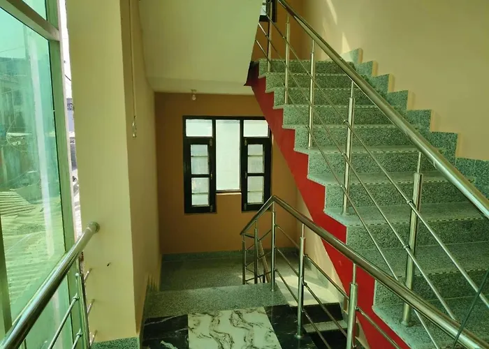 Hotel New Mountain View Srinagar 