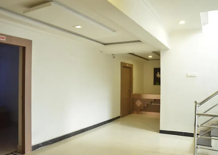 Golden Grand By Xury Hotels Tiruchchendur