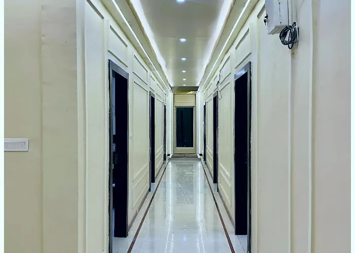 Temple View Hotel Gjk Near Railway Station And Temple Ujjain