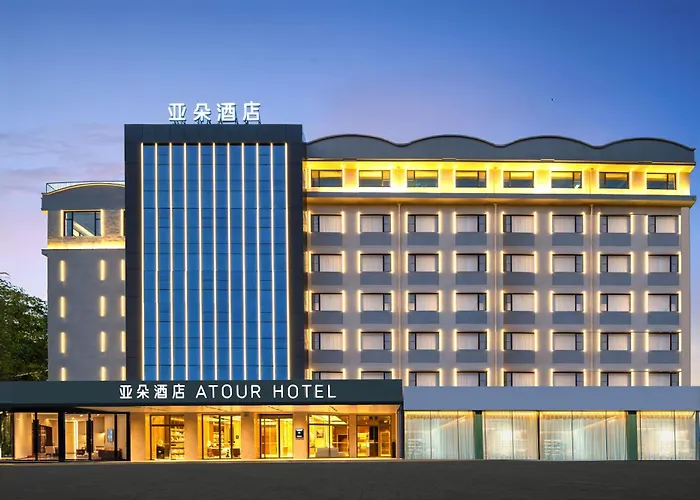 Atour Hotel Guilin Elephant Trunk Hill Sun And Moon Twin Pagodas