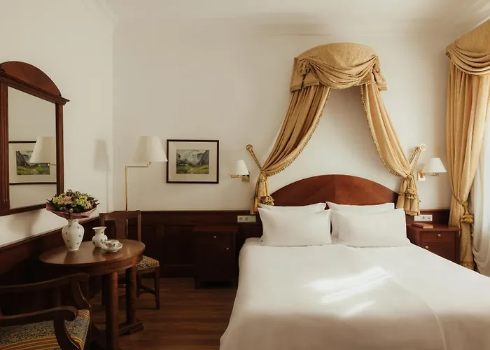 Corso Am Graben Hotel Brunico