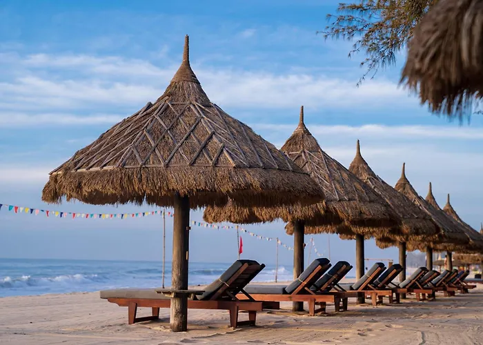 Four Oceans Beach Resort - Bon Bien Mũi Né