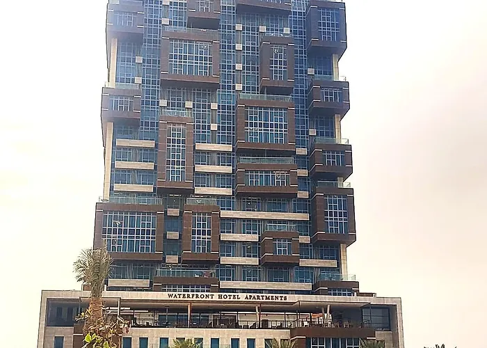 Waterfront Hotel Apartment Lusail