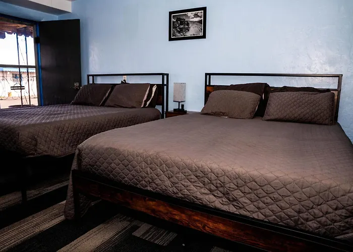 Maverick Motel Raton