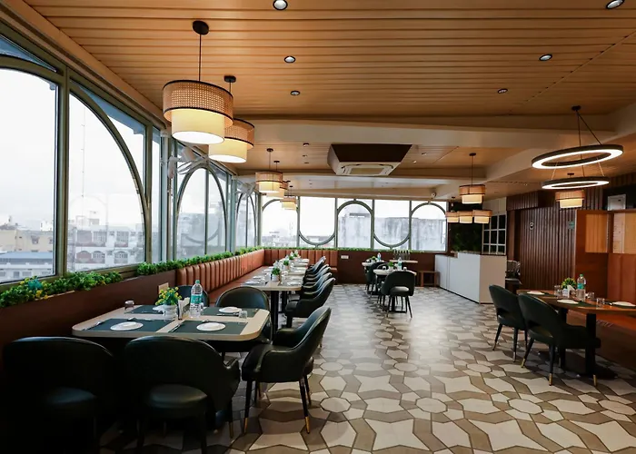 The Triana Hotel Varanasi
