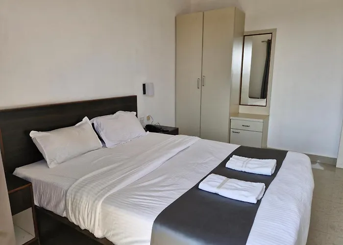 Hotel Rsa Residency Pernem