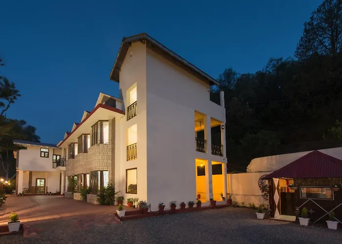 Ivy The Boutique Hotel Near Neem Karoli Temple Nainital