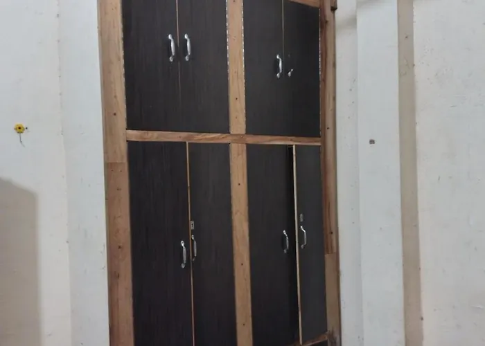 Joshi Guest House Prayagraj