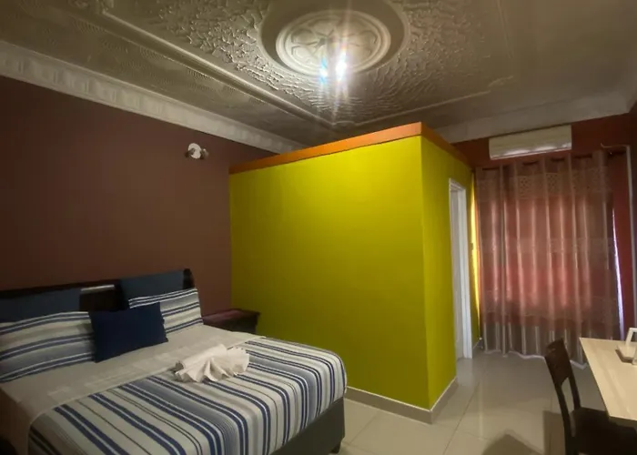 Muas Suites Guest House Gaborone