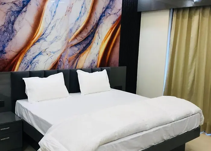Monarch Inn Lucknow