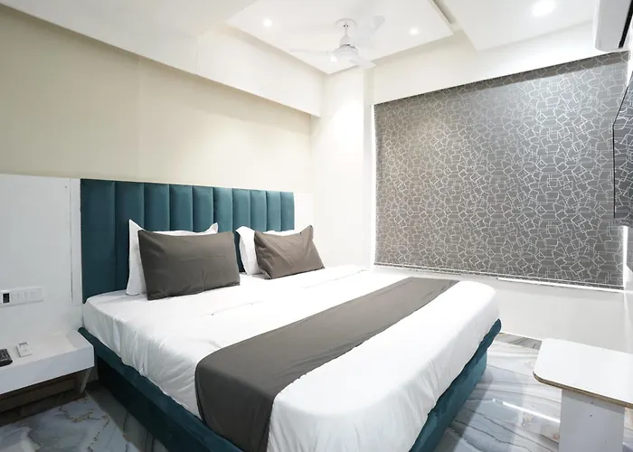 Hotel Gift Inn Gandhinagar