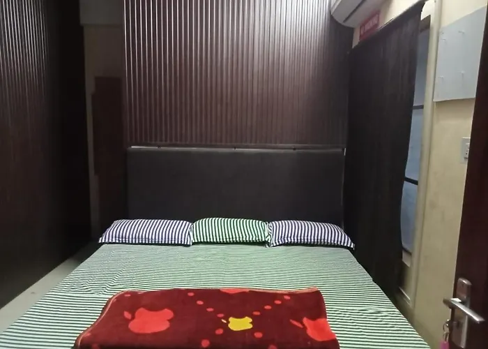 Yatri Niwas Hotel Jalpaiguri