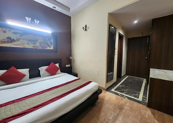 Hotel Mid Town Delhi 