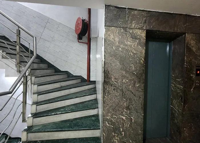 Hotel Mid Town Delhi 