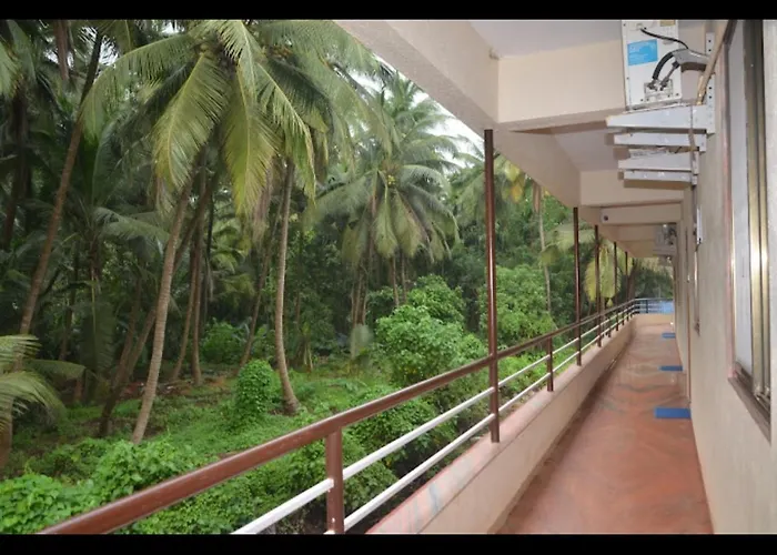 Hotel Sealand Dapoli