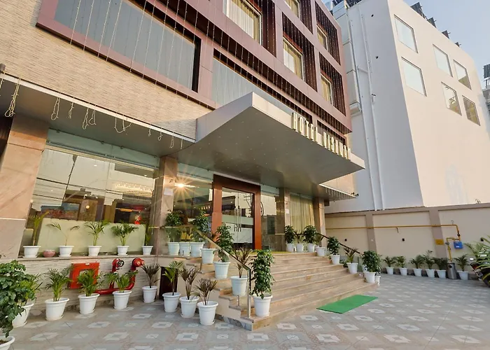 Fabhotel Vishwam Residency Varanasi