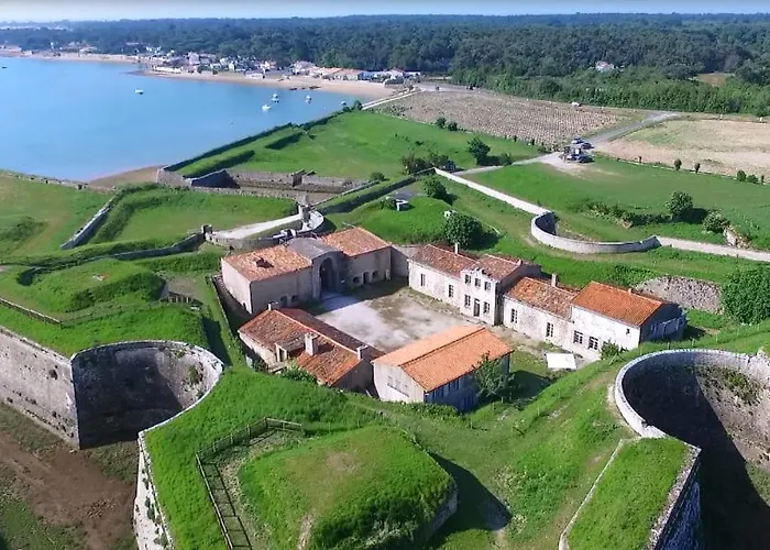Chambres au Fort la Prée La Flotte