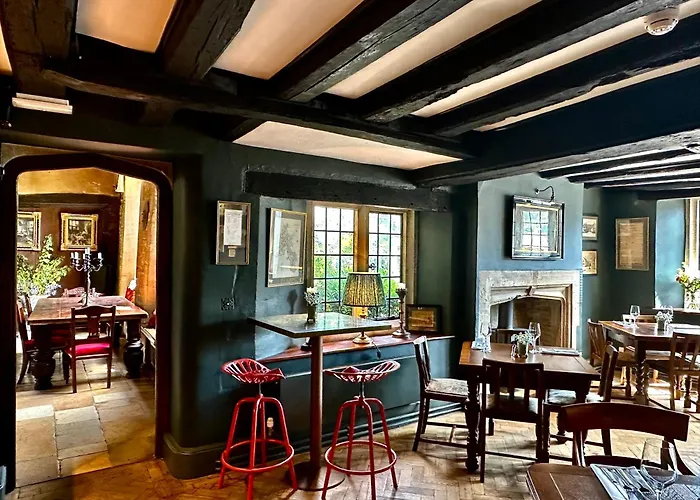 The Crown At Shipton Hotel Shipton under Wychwood