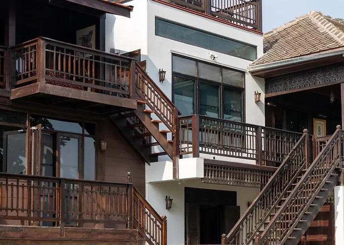 Akara House Sukhothai - Luxury Riverside Residence
