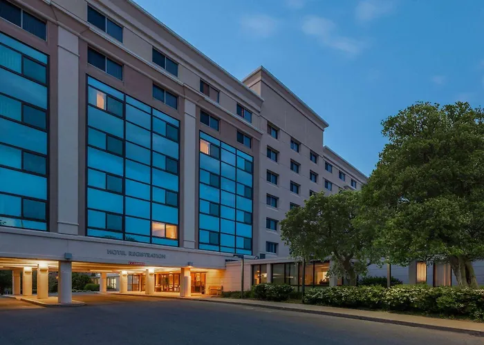 Randolph Hotel Liverpool Syracuse Airport West, Trademark