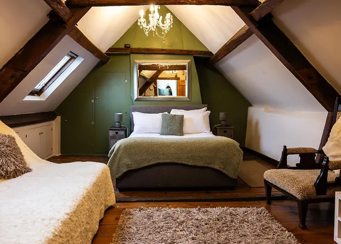 Stonerock Lodge Chepstow