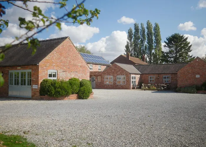 Wold Escapes, Highfield Farm Bed & Breakfast Driffield