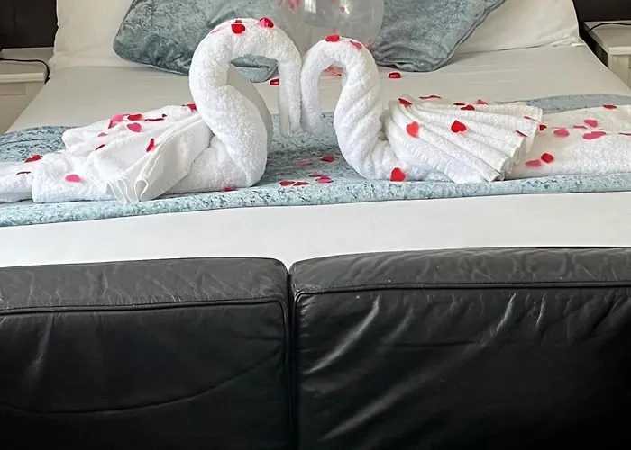 The Crown Bar & Guesthouse Broadstairs