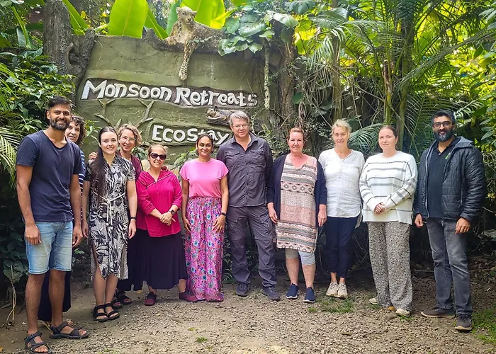 Monsoon Retreats Ecostay- Treehouse Thekkady