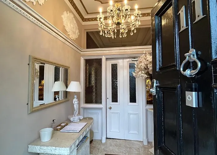Lochnagar Guest House Aberdeen