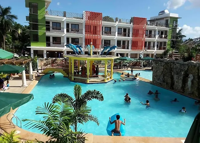 Moalboal Tropics Hotel