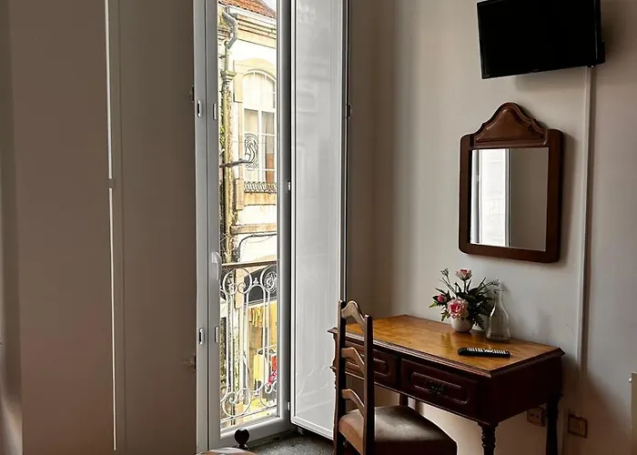 Bed and Breakfast Residencial Real - Antiga Rosas Vila Real