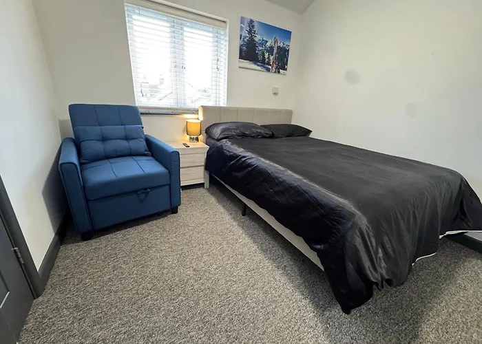 Gate Lodge - Private En-Suite Rooms, Kings Lynn, Central Location