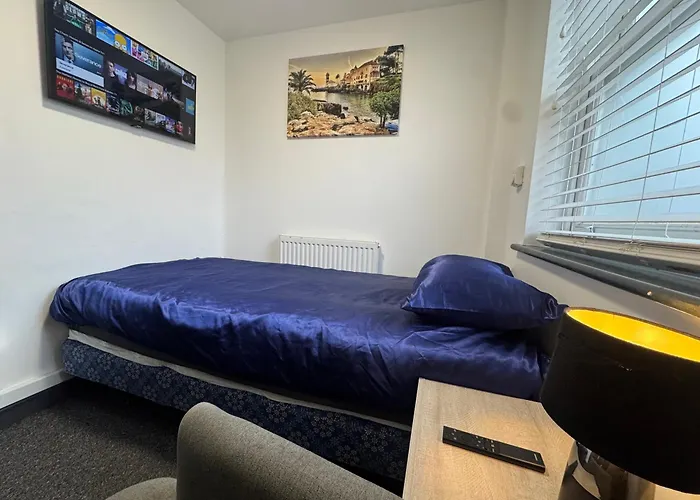 Gate Lodge - Private En-Suite Rooms, Kings Lynn, Central Location