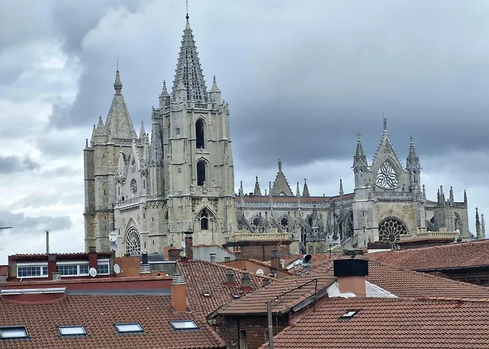 Feeling Home - Suites&Rooms León