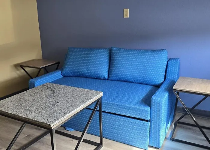 Quality Inn & Suites East Point - Atlanta Area College Park