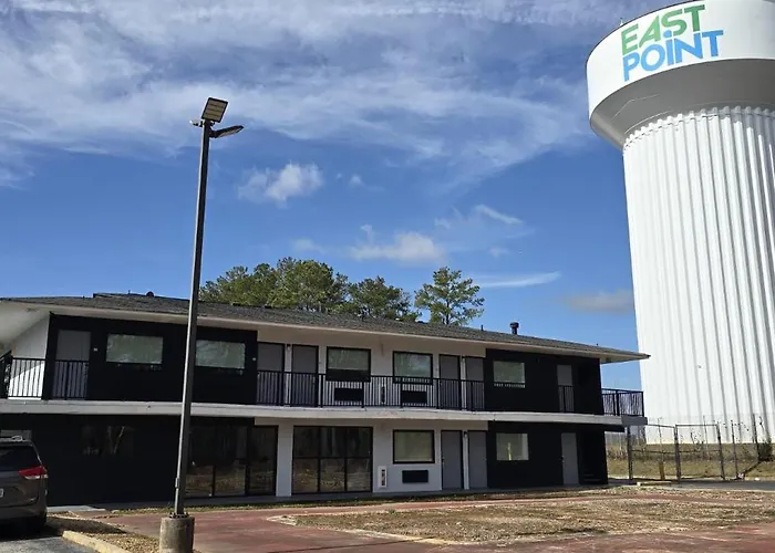 Quality Inn & Suites East Point - Atlanta Area College Park