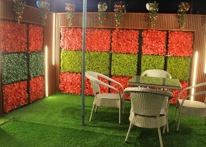 Skymax Hotel New Delhi