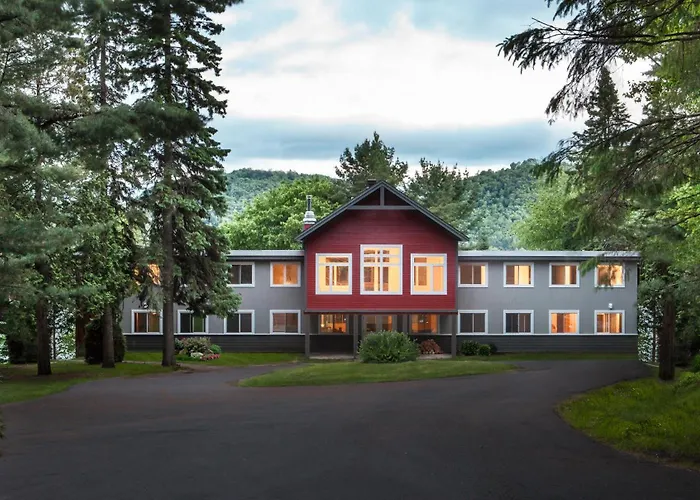 Le Couvent Val-Morin Hotel