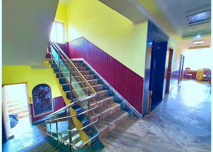Puri Hotel D R E A M L A N D Near Sea Beach - - Restaurant & Parking Facilities - Prime Location With Luxury And Spacious Room - Book Now