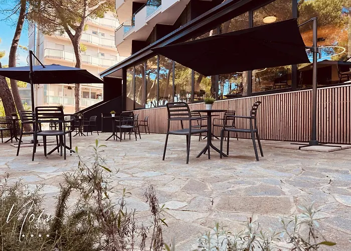 Hotel Noir - Free Brunch & Breakfast Until 13-00 - Vicinissimi A Mirabilandia Milano Marittima