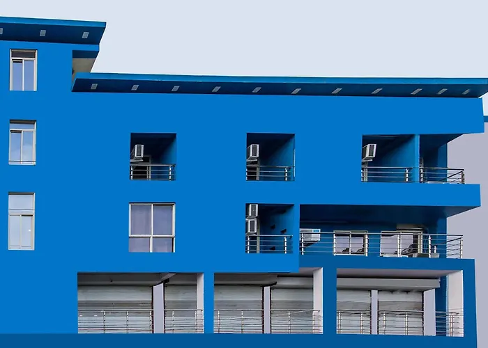Jmc Hotel Blue Inn Indore