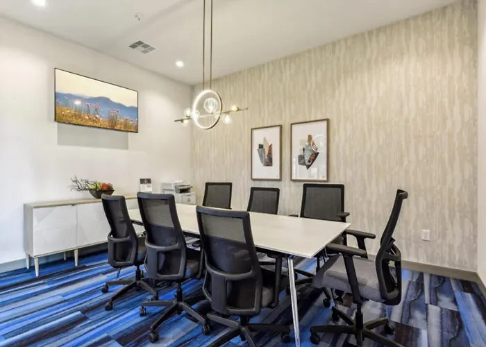 Seguin Downtown Entertainment District Apartments By Barsala
