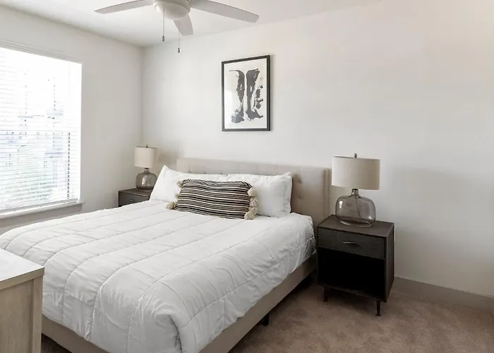 Downtown Huntsville Furnished Apartments By Barsala